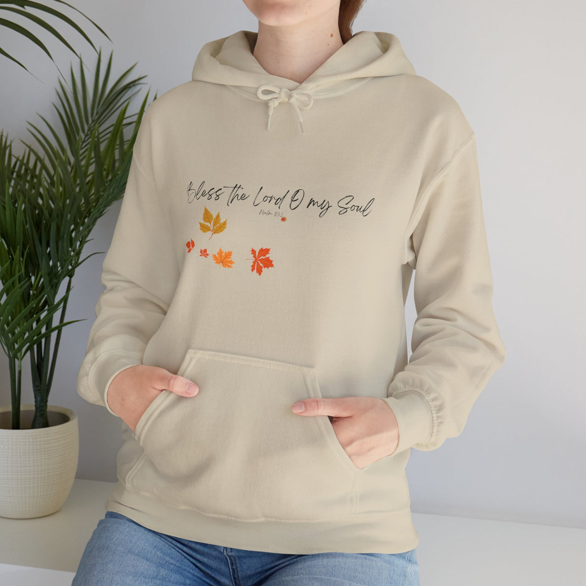 Bless The Lord O My Soul Ver. 2 | Ladies' Heavy Blend™ Hooded Sweatshirt